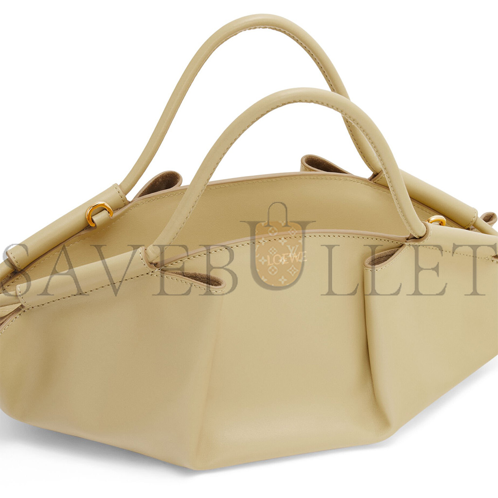 l*ew* small paseo bag in shiny nappa calfskin a709p48x02 (35x21x11.5cm)